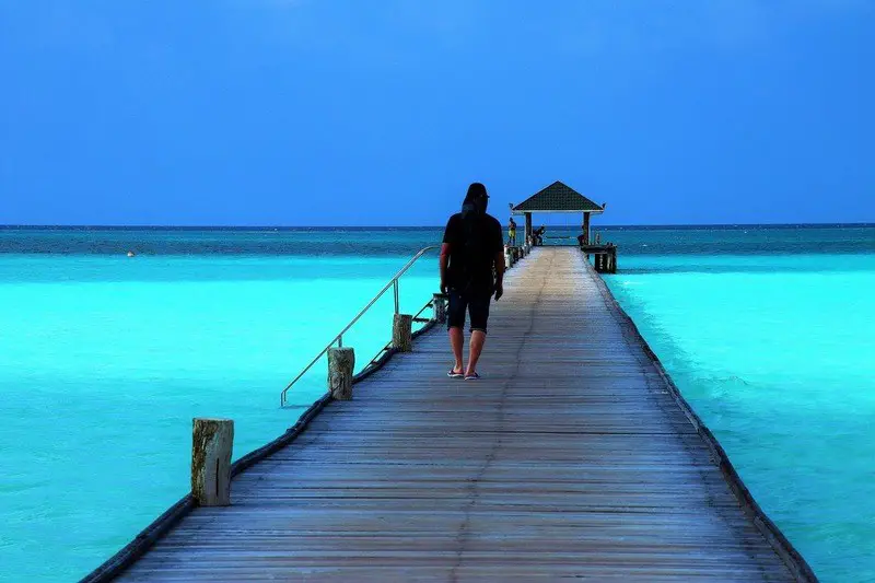 maldives-tropical-beach-resort