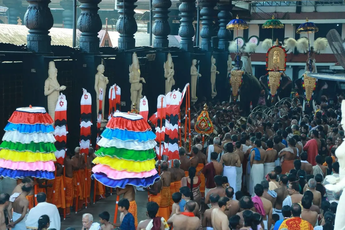 Devotees gathered at the Guruvayur Devaswom.