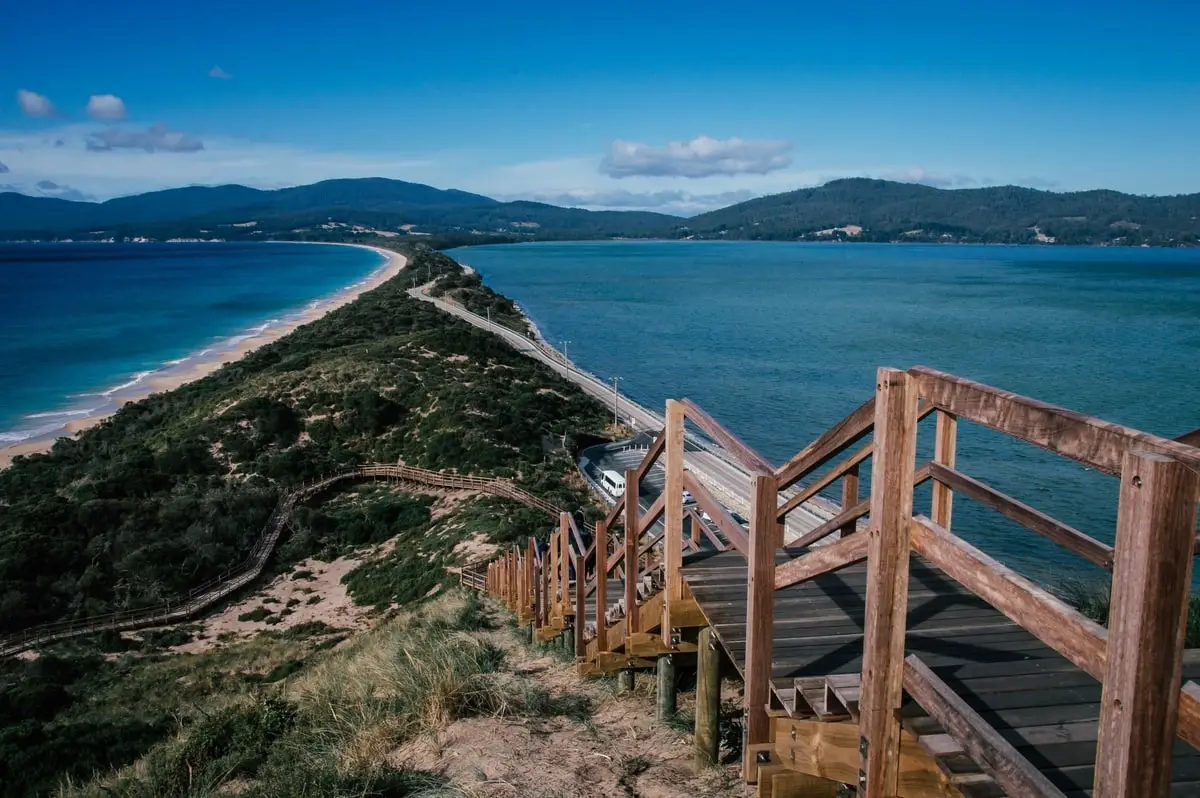 Hobart stairs down to beach