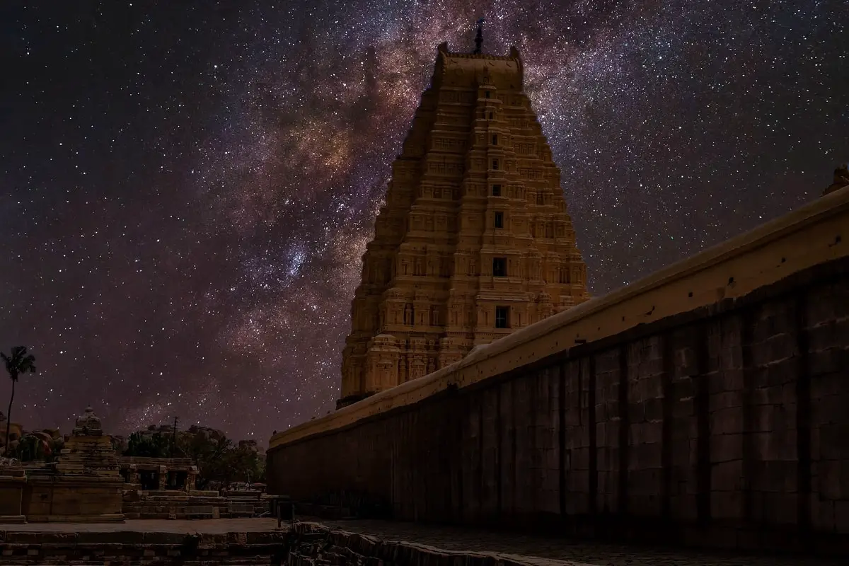 virupaksha-temple-at-night