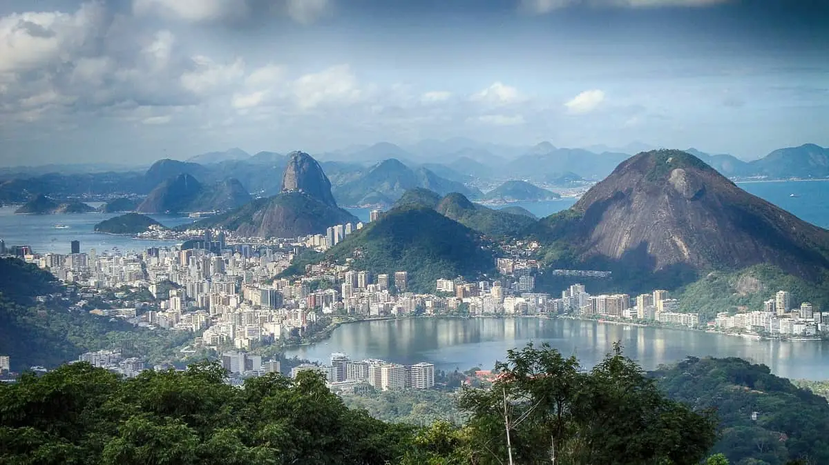 aerial-view-of-rio-de-janerio-with-sugar-lof-mountain-in-background-brazil
