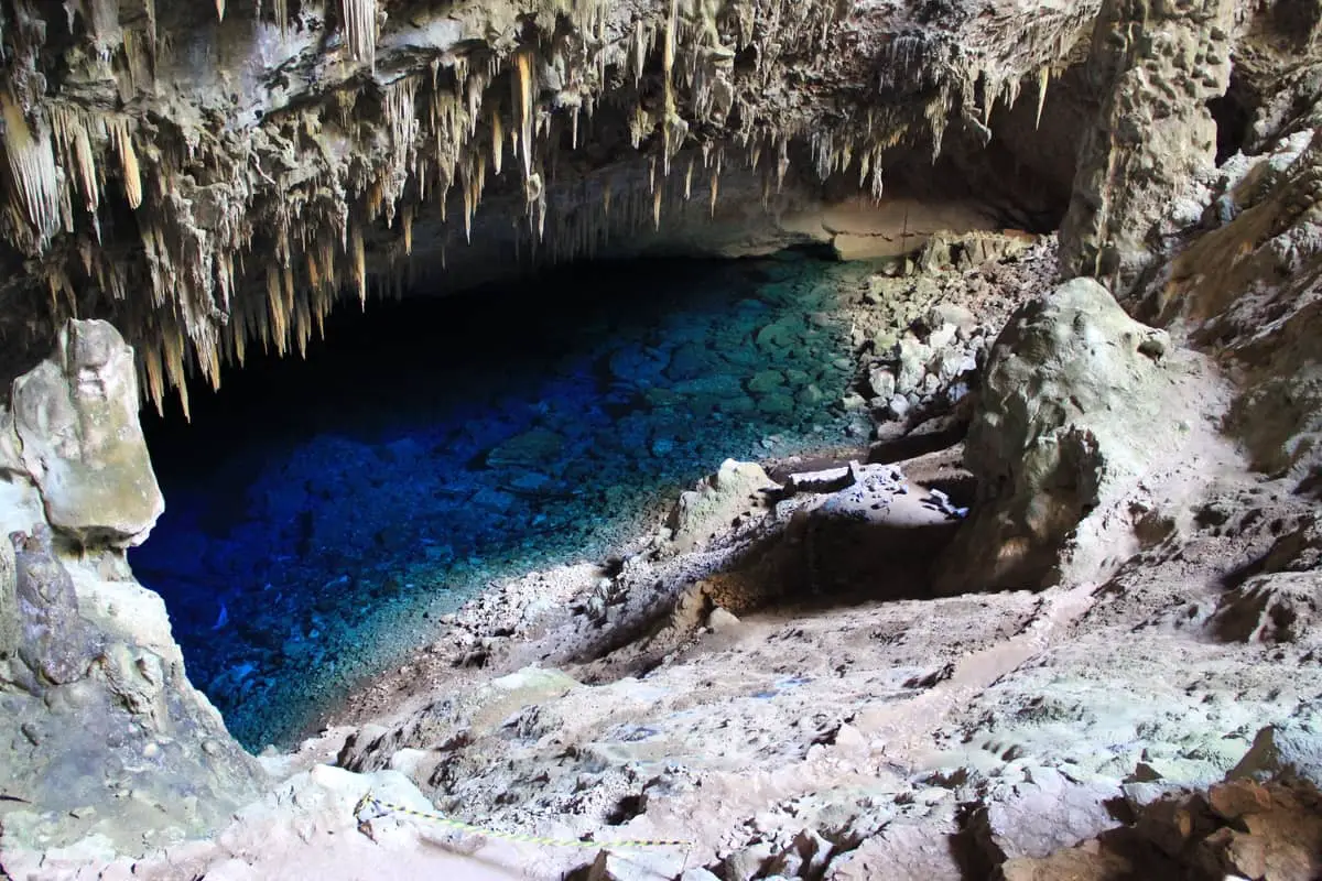 bonito-blue-lake-cave-in-brazil