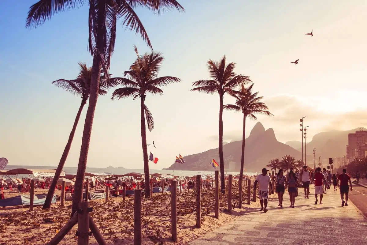 sunset-at-copacabana-brazil-rio-de-janerio-boardwalk-and-beach